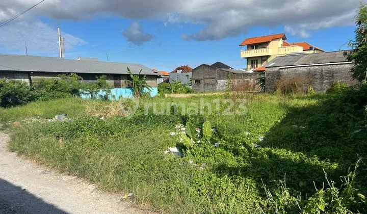 Great Location for Private Resident Close to Kerobokan and Seminyak Area Great Location for Private Resident Close to Kerobokan and Seminyak Area