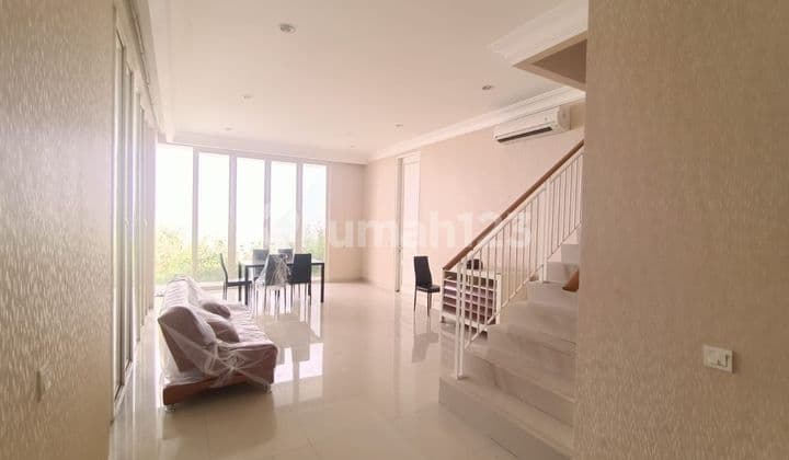 Minimalis Siap Huni Vila Bukit Regency Pakuwon Indah