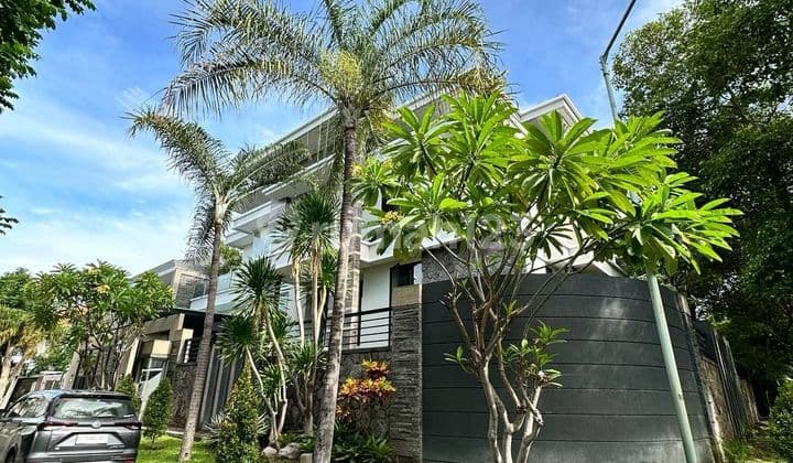 Dijual Rumah Mewah Siap Huni Full Furnished Interior Graha Family