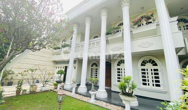 Dijual Rumah Mewah Siap Huni Full Furnished Dharmahusada Indah