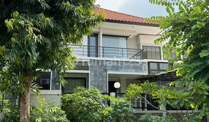 For Rent House with Swimming Pool Fully Furnished Luxurious Graha Family