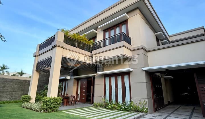 Dijual Rumah Full Marmer Jati Kolam Renang Pribadi Graha Famili