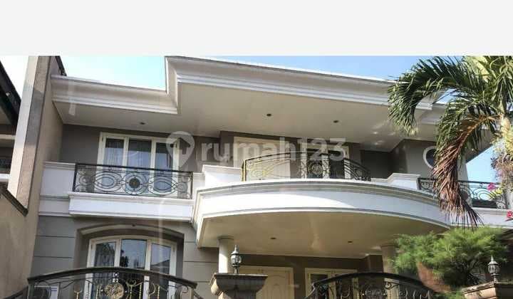 Jual Rumah Minimalis Siap Huni Ada Basement Favorit Graha Family