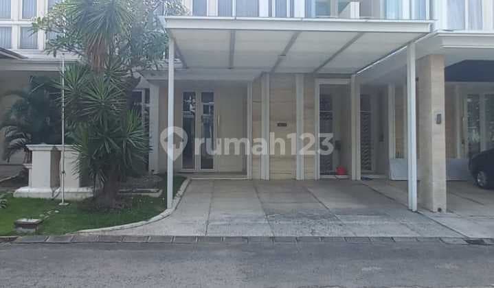 Minimalis 2 Lantai Siap Huni FullFurnish La Rizwood Pakuwon Indah