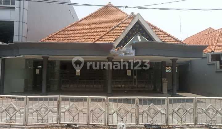 Disewakan Rumah Strategis Pusat Kota Raya Diponegoro Surabaya