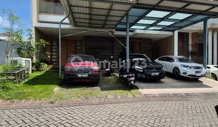 Disewakan Rumah Full Furnish Villa Bukit Regency Pakuwon Indah