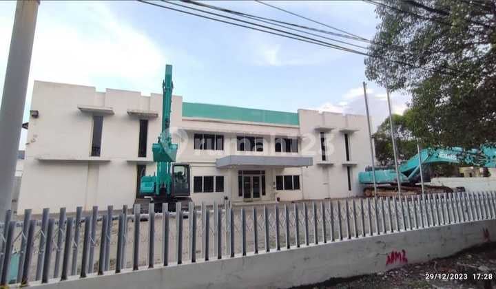 Warehouse Loading Dock Main Road Office Already Available Rungkut Industrial