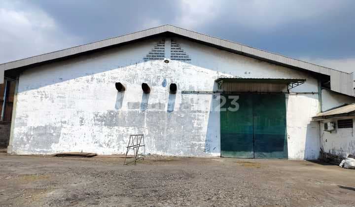 Luas Siap Pakai Akses Container Ada Kantor Suri Mulia Margomulyo