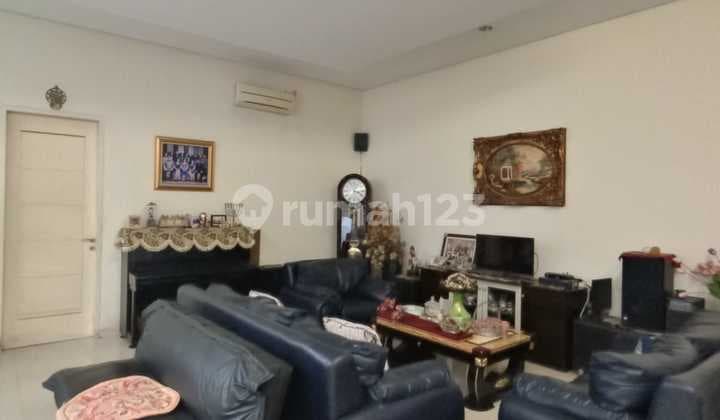 Dijual Rumah Minimalis Siap Huni Semi Furnish Dian Istana Graha