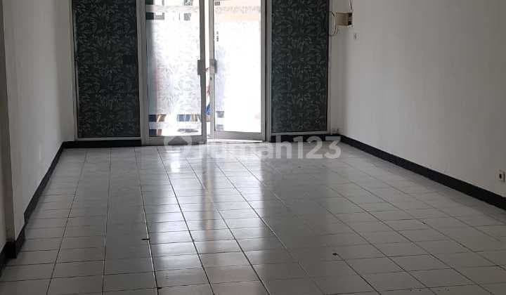 Disewakan Ruko Siap Pakai Strategis Termurah Plaza Graha Family