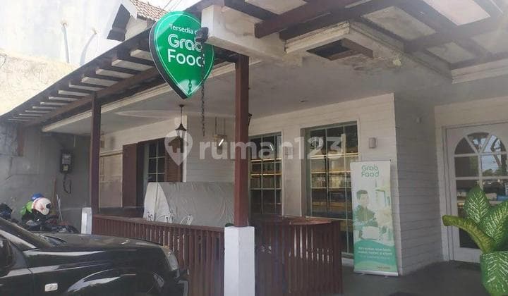 Bangunan Komersial Strategis Kantor Pusat Kota Gubeng Boulevard
