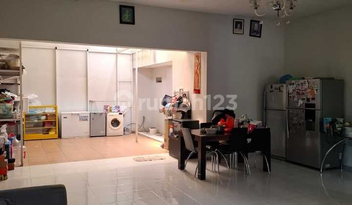 Minimalis 2 Lantai Siap Huni Ciamik Woodland Citraland Utama