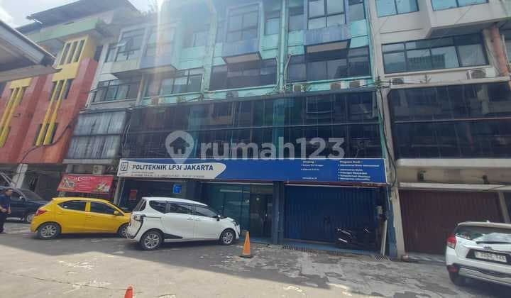 Dijual 3 Ruko Gandeng Ex Campus Jl. Kramat Raya, Senen 0407
