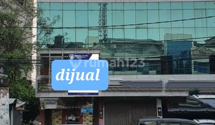 Ruko hoek di radio dalam jakarta selatan