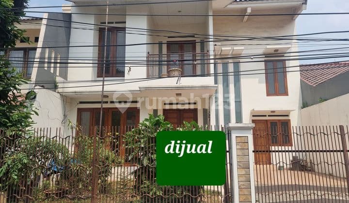 Rumah 2 lantai blok S senopati jakarta selatan