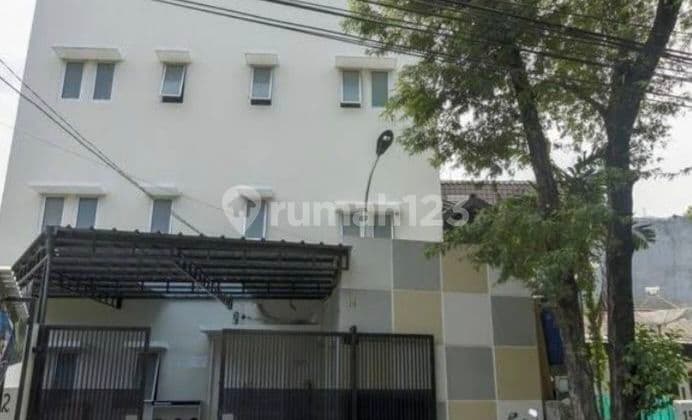 3.5-story boarding house in Tawakal, West Jakarta