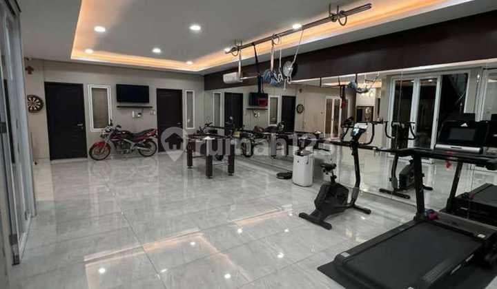 Luxury House Blue Ginger. Fully Furnished Branded