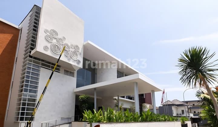 Hotel Nusa Dua Benoa Kuta Selatan Bali.