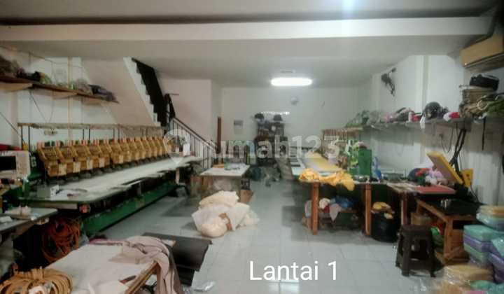 Rumah 4 Tingkat di Jelambar Jakarta Barat