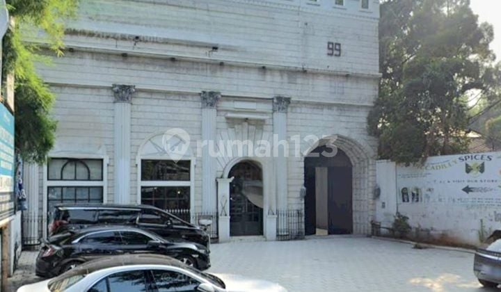 Business Space in Kemang, South Jakarta