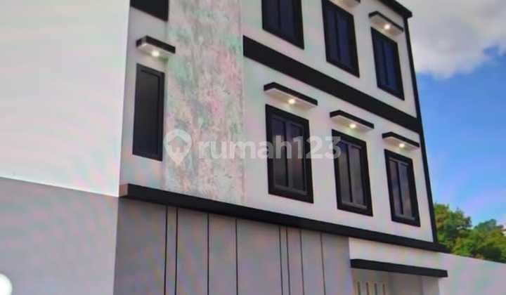 Rumah ********.pademangan..jakarta Utara