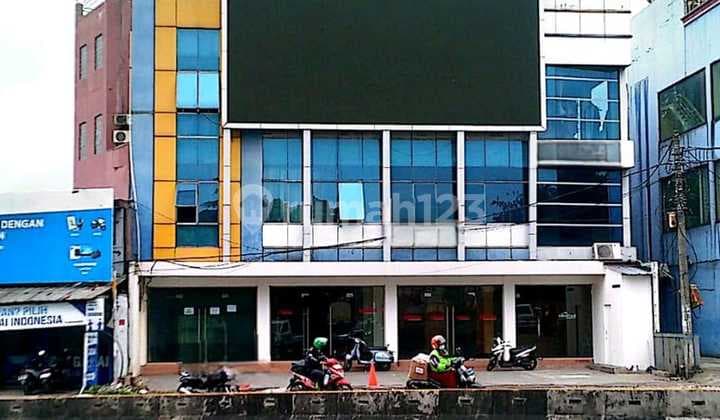 Building on Jati Raya Street, Kalibata, Pancoran, South Jakarta.