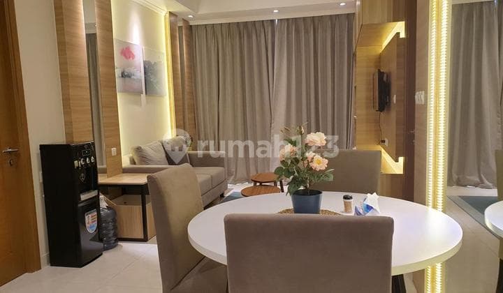 Apartemen Taman Anggrek Residence, Condo