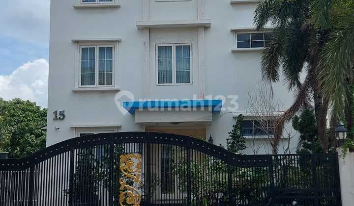 House in Camar Pik, North Jakarta.