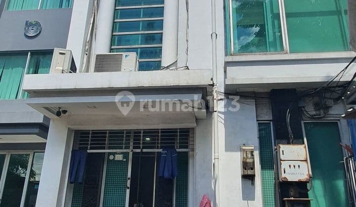 Disewa Ruko Enggano 82 m Sudah Renovasi HGB cocok utk kantor EMKL