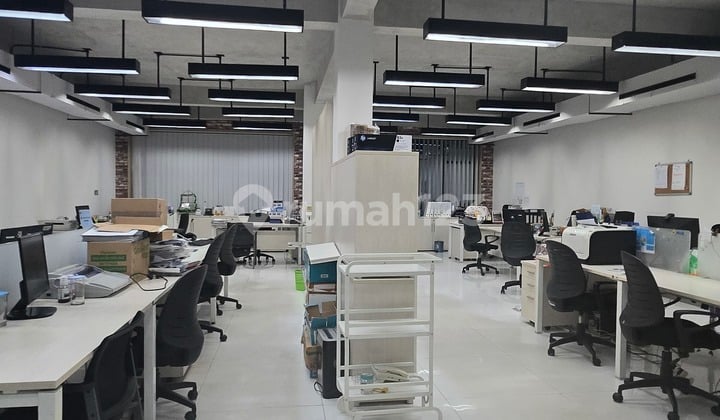 Turuun Harga Lagi Ruko Gandeng Siap Masuk Ada Lift, Parkir Free 5 Lantai