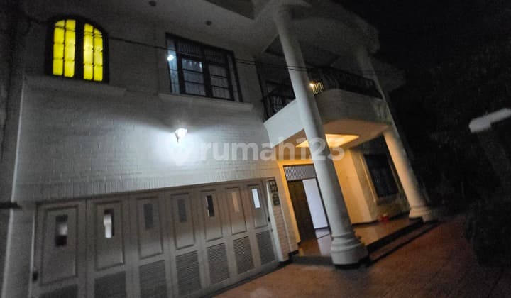 Rumah Siap Huni Parkir Luas Kelapa Gading