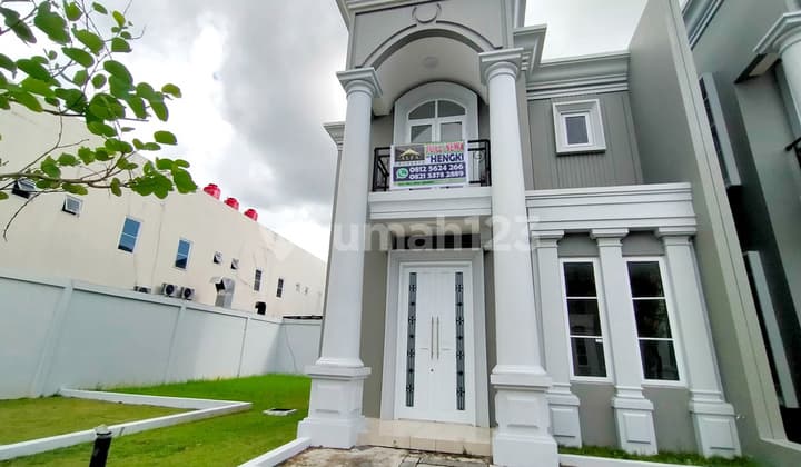 Sewa Rumah Baru 2 Lantai Kawasan Nyaman Aman Bebas Banjir