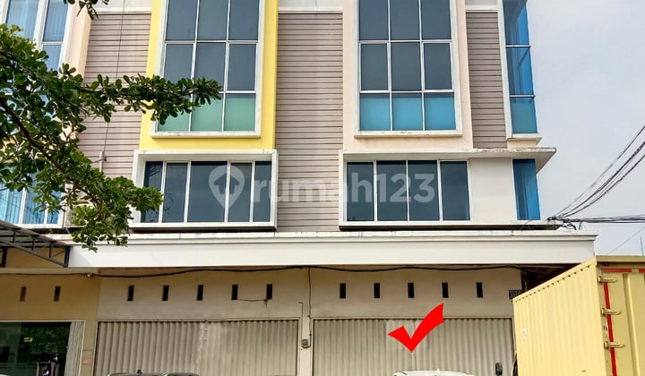 Sewa Ruko 3 Lantai Full Beton Posisi Hook Akses Kontainer