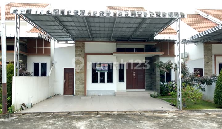 For Sale Single House Ready to Occupy Flood-Free Pontianak