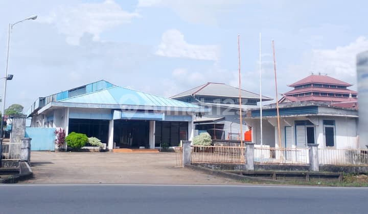 Jual Bangunan Plus Tanah Luas Cocok Gudang Workshop