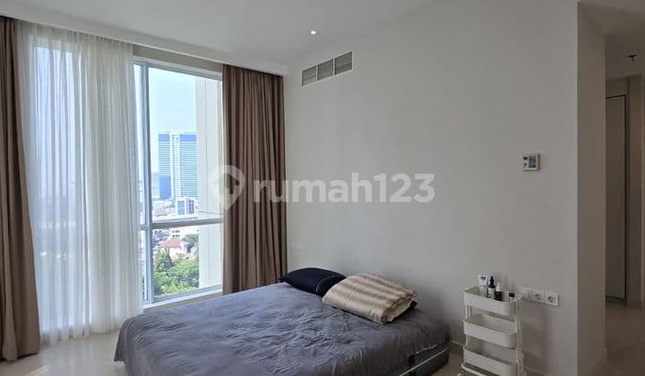 The Pakubuwono View 2 Kamar Pool View Unit Renovated