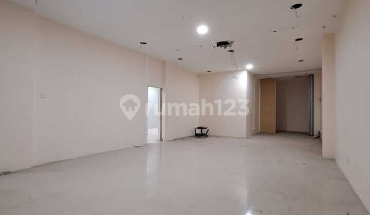 Disewakan Ruko Panglima Polim Lokasi Bagus Gandeng 3