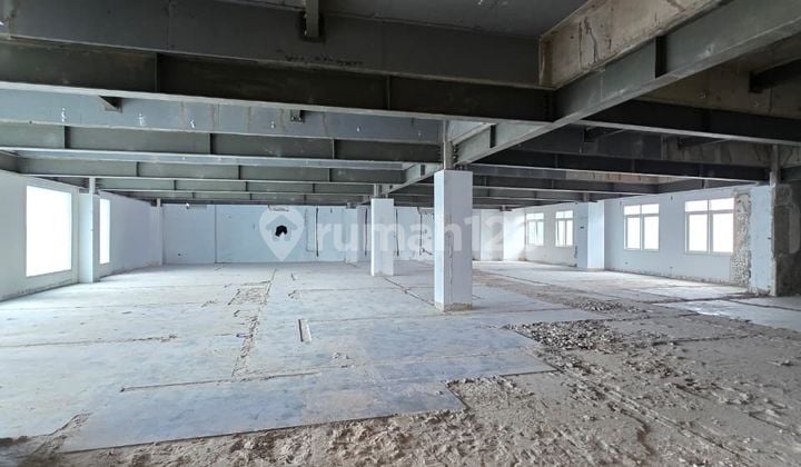 Disewakan Commercial Space di Senopati Luas 333M2