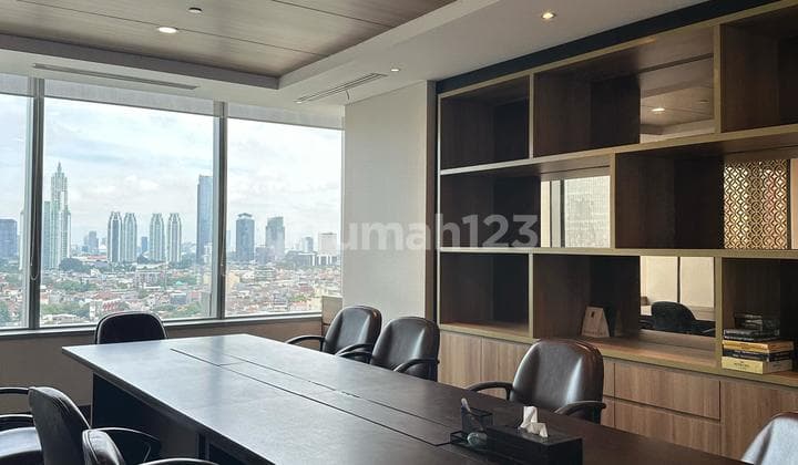 Office Space in Kuningan 2 Large Meeting Rooms Best View
