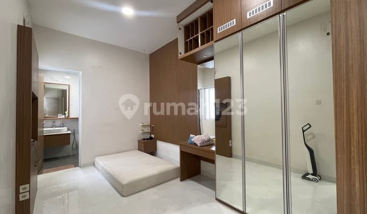 Rumah Cantik Siap Huni Di Cluster Ifolia