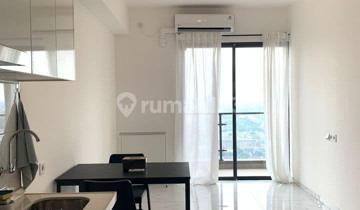 Selling at a Loss: Sky House Apartment in Alam Sutera