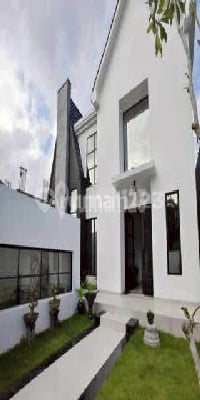 For Sale !! Beautiful 2-Story House Built From Scratch American Style Concept With Basement Prime Location Batam Center