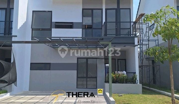 Middle Hook House in Premium Area Royal Vasa Sea View Facing Near Port and Batam Center Megamall