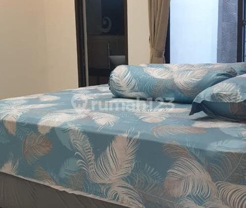 Dijual Rumah 2 Lantai Bagus di Citarum Tengah, Semarang