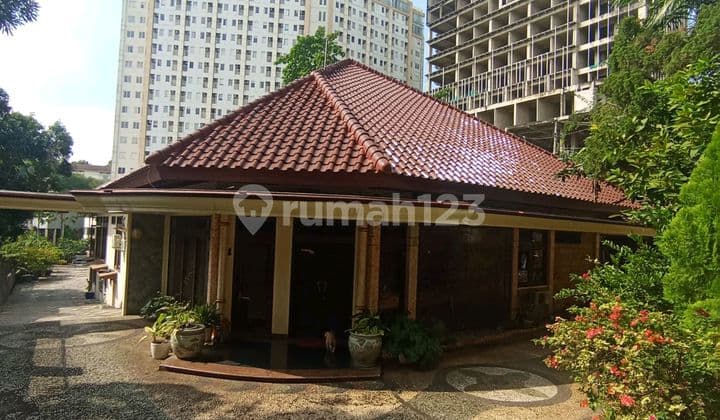 Jua Rumah Tengah Kota