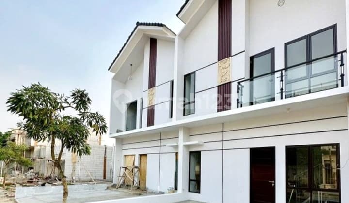 Rumah 2 Lantai di Tangerang Selatan Dekat Stasiun Rawa Buntu