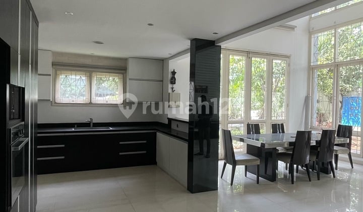 Sewa Siap Huni Townhouse Taman Resort Mediterania Pik