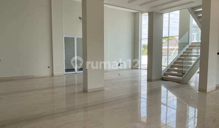 For sale cheap in Kuda Laut Pik Florence, new building.