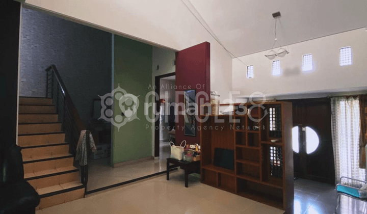 Hot News Rumah Nyaman Di SetraDuta Bandung Kota