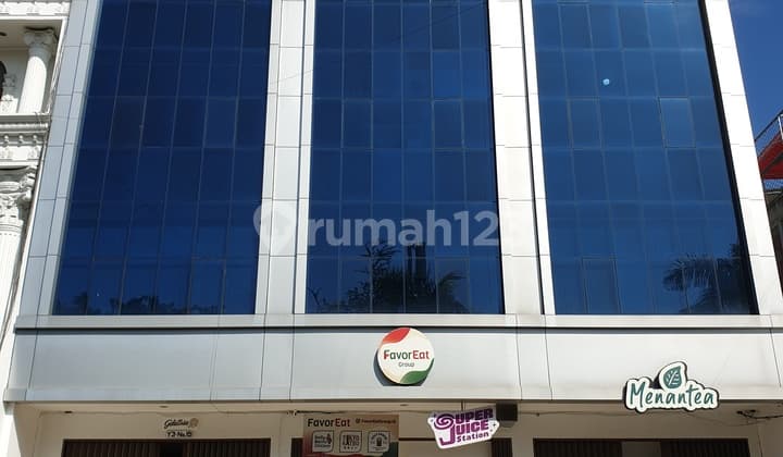 Ruko Brand New Modern Di Green Garden Jakarta Barat